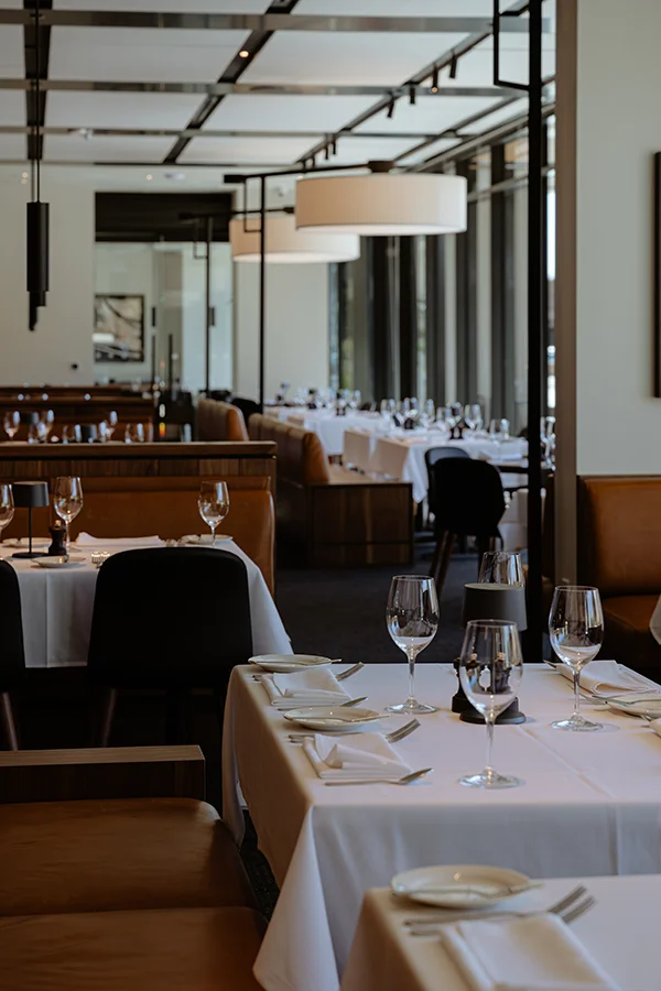 Denver Gallery Atmosphere 5 Broadway 10 Bar and Chophouse